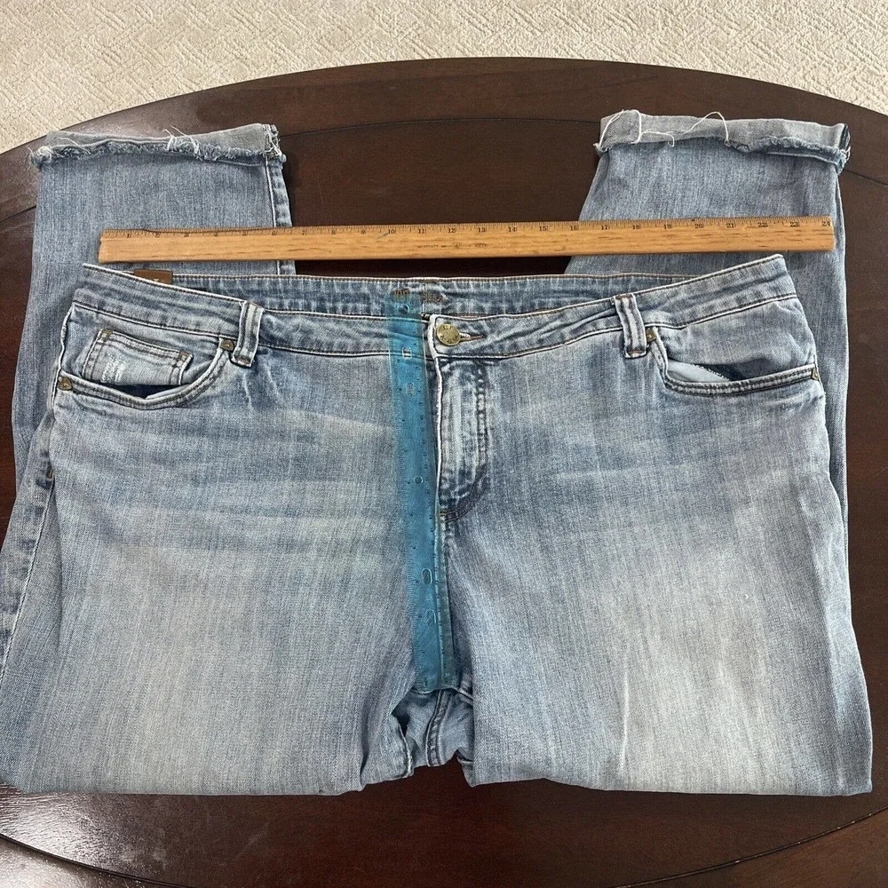 Kut from the Kloth Catherine Boyfriend Jeans Women's Plus 22W Medium Wash Blue - Picture 4 of 9